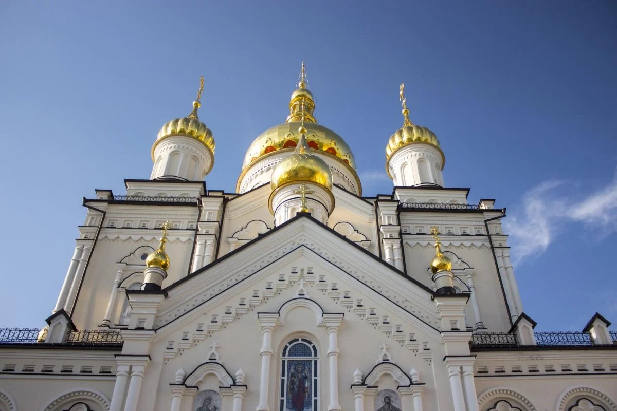 Каллістрат із воїнами, медові пряники й вулики